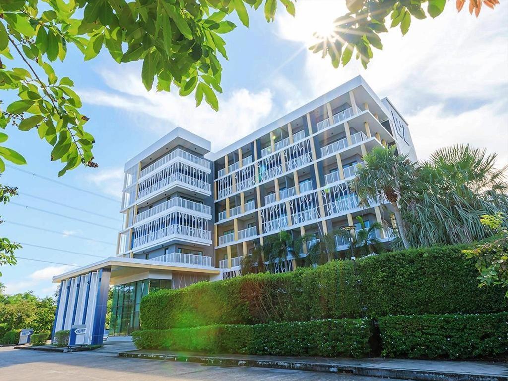 B2 Krabi Premier Hotel 4*